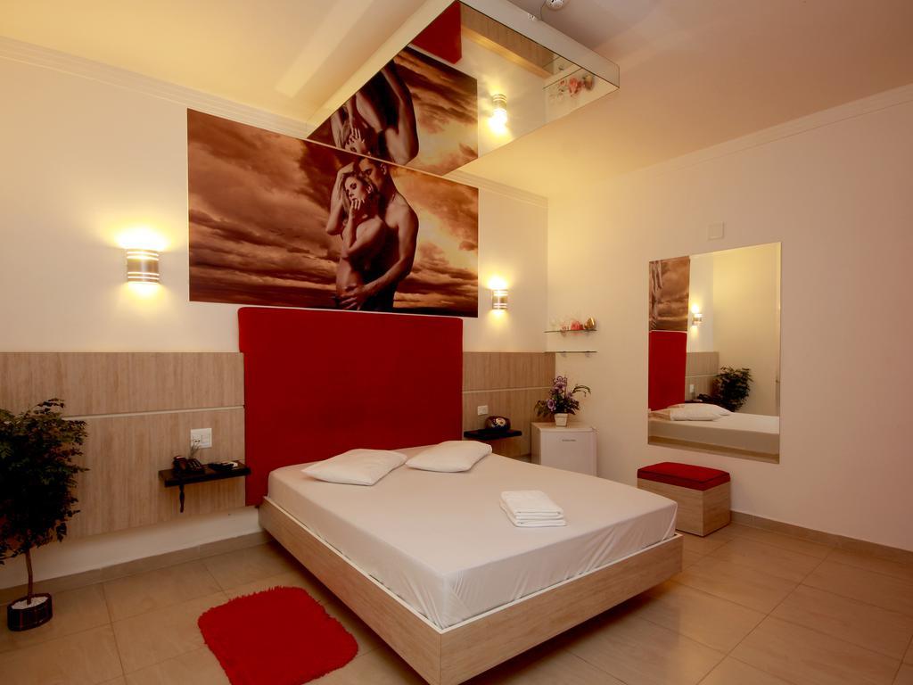 I9 Motel (Adults Only) Santos  Szoba fotó